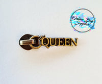 Queen zipper pull