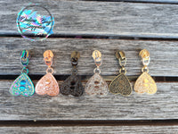 Planchette Zipper Pull